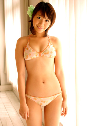 Mika Kaneda 金田美香